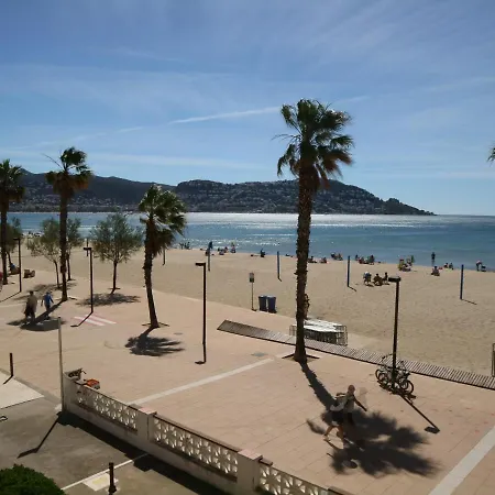 Front De 10 아파트